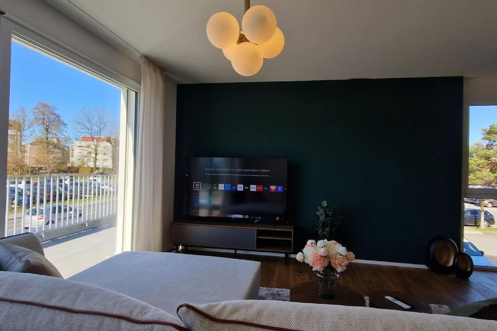 Visionary Hospitality Rothenburg, Lucerne - Premium Apartments With Free Parking, Washer, Kitchen, Terrace, 15' City מראה חיצוני תמונה