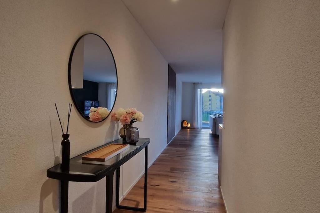 Visionary Hospitality Rothenburg, Lucerne - Premium Apartments With Free Parking, Washer, Kitchen, Terrace, 15' City מראה חיצוני תמונה
